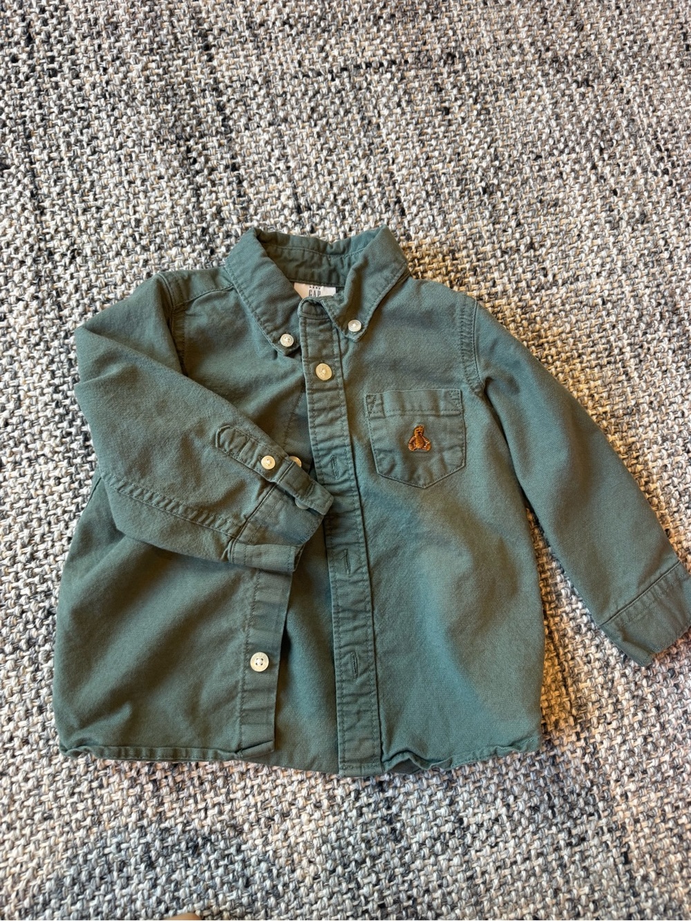 GAP Olive Green Button-Down Shirt with Chest Pocket